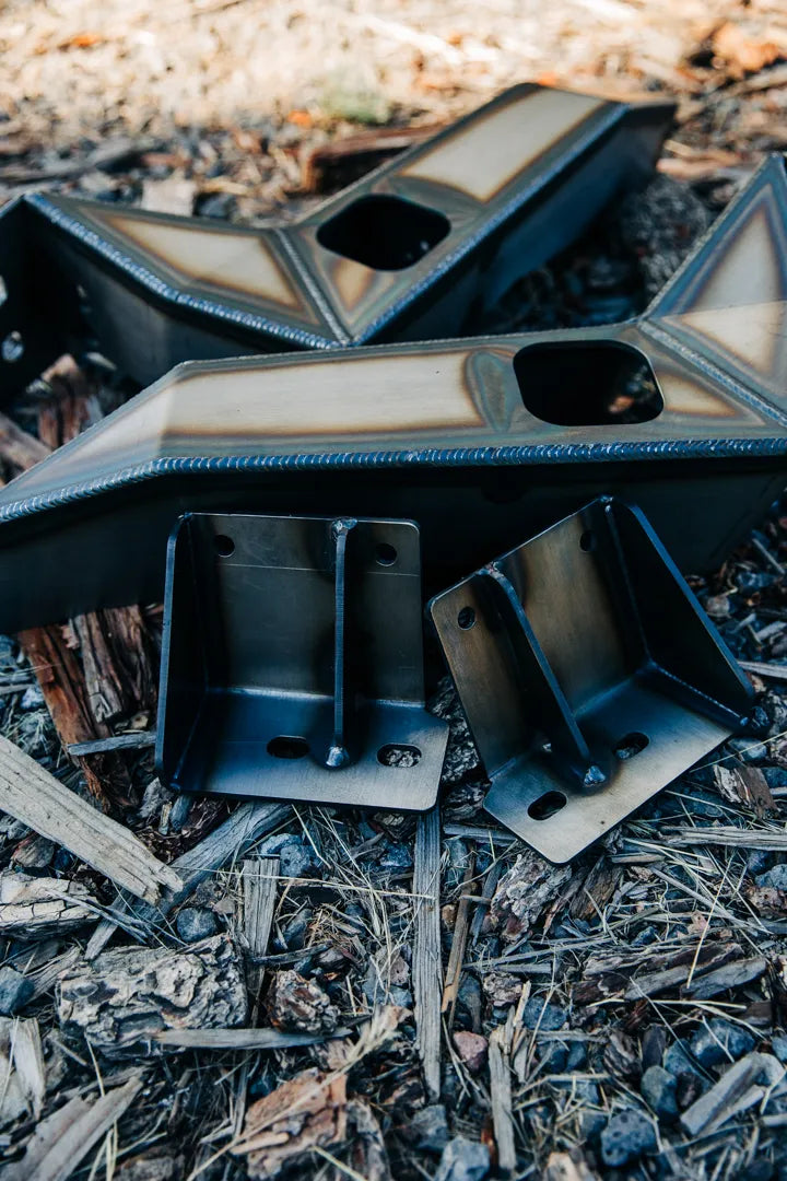80 Series Land Cruiser Front Bumper - Wings Only